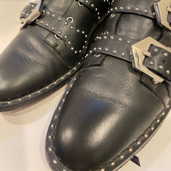 Givenchy Elegant Studded Boot 🖤 - Picture 7 of 16